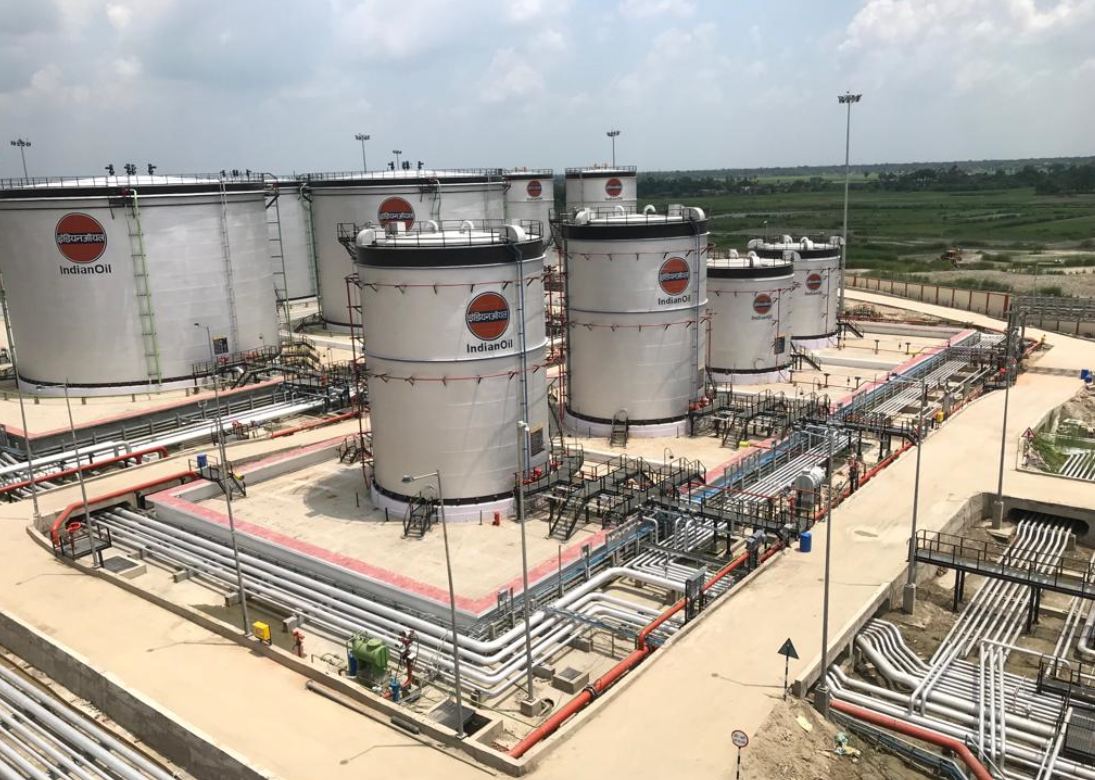 Product tanks and pipework