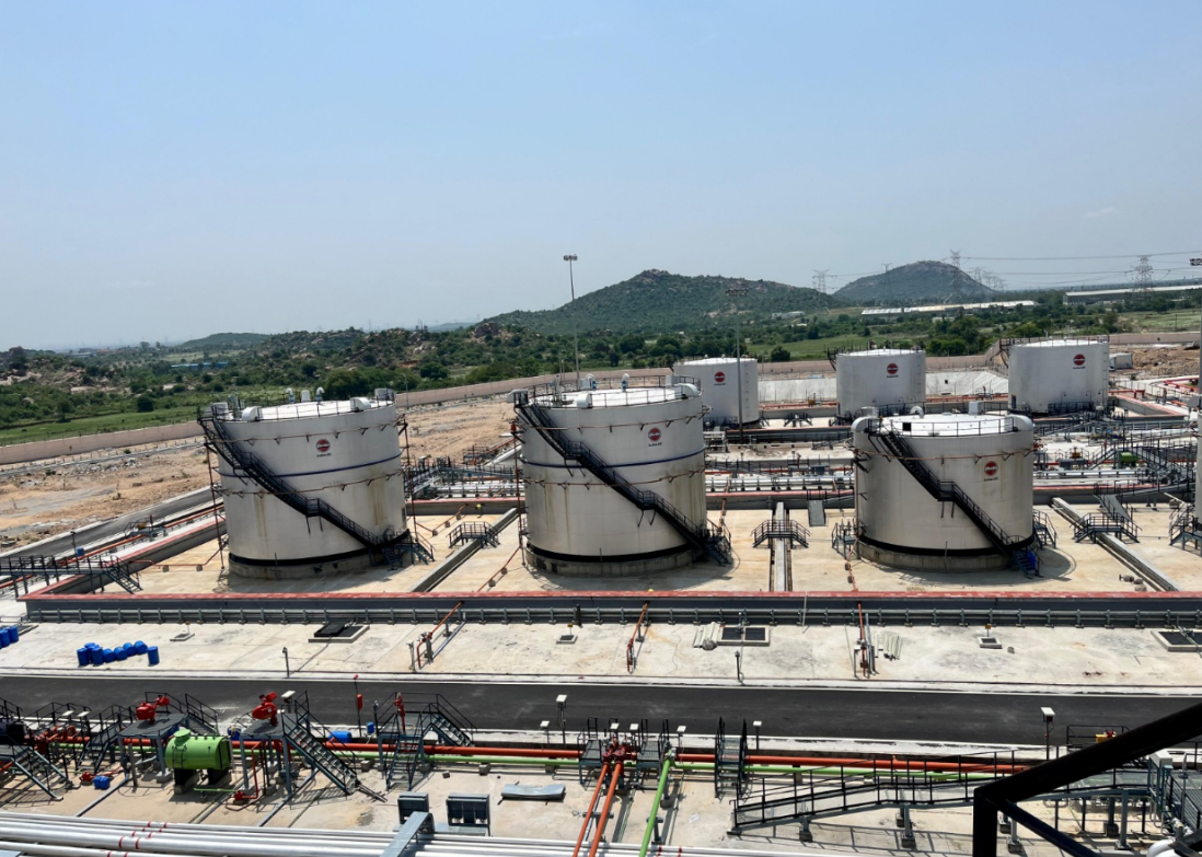 Storage tank project site